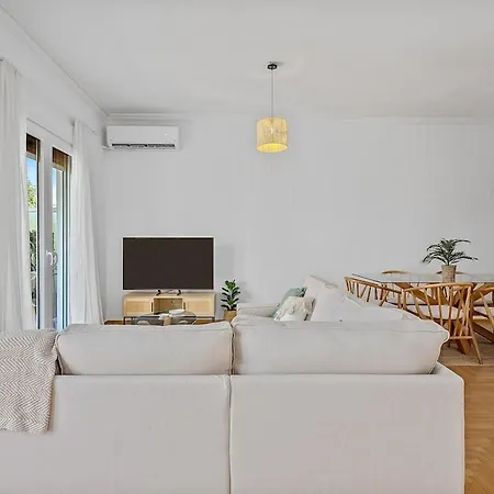 דירה Beachfront With A Breathtaking View! Chalkís