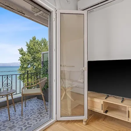 דירה Beachfront With A Breathtaking View! Chalkís