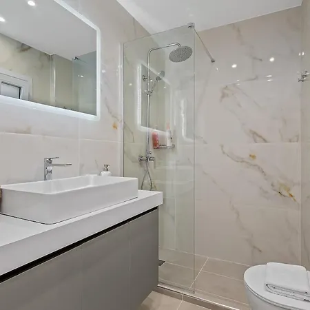 Beachfront With A Breathtaking View! * Chalkís