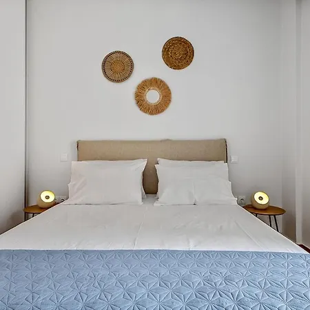 Beachfront With A Breathtaking View! * Chalkís