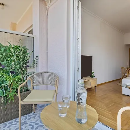 דירה Beachfront With A Breathtaking View!